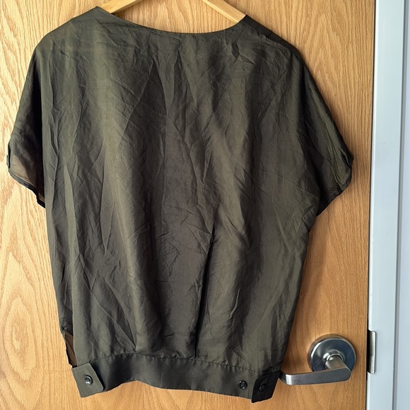 Silk top - Picture 2 of 4